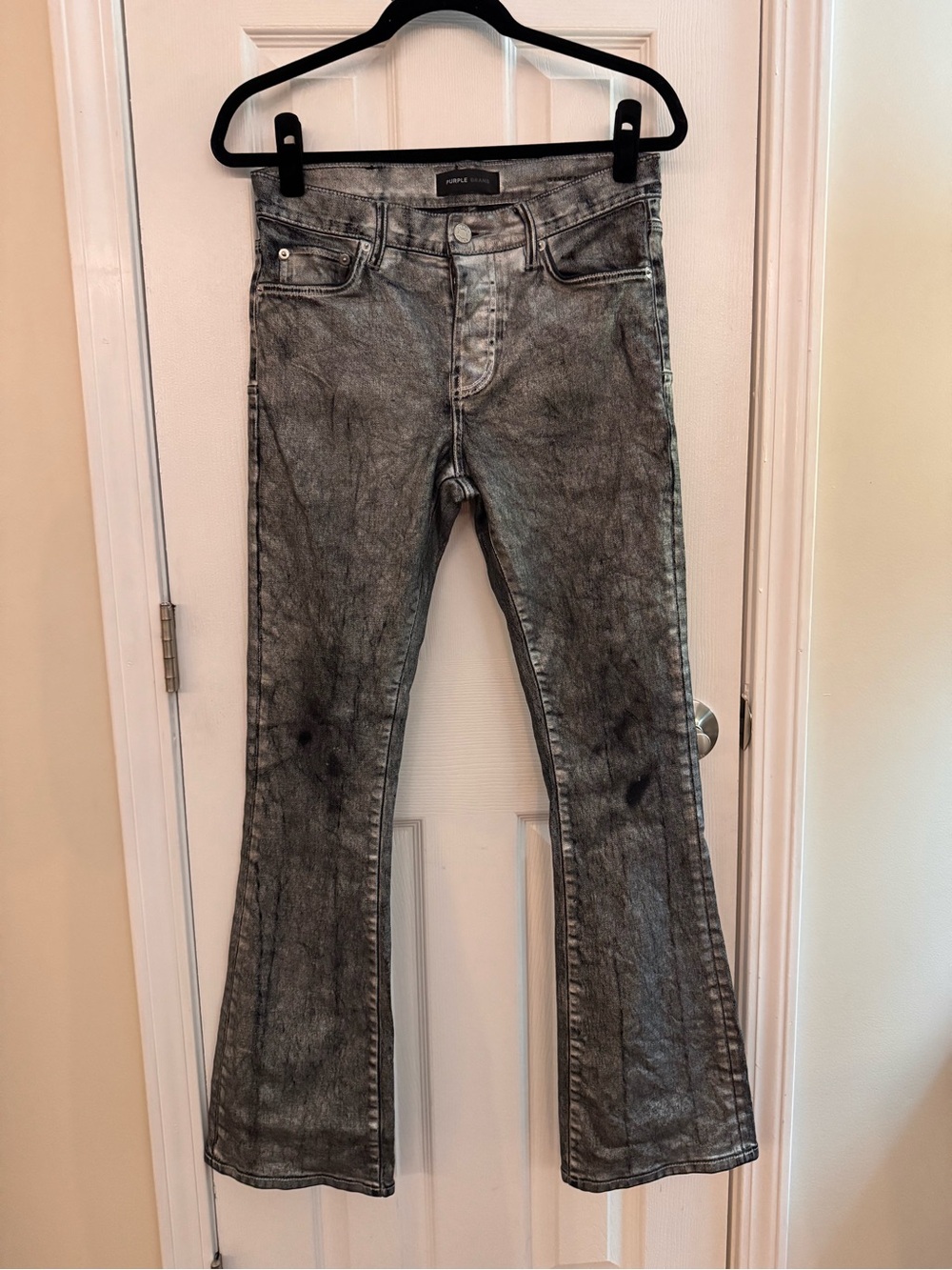 PURPLE BRAND Mens Metallic Silver Coated Slim Lowrise Flare Jeans Size 30 P004
